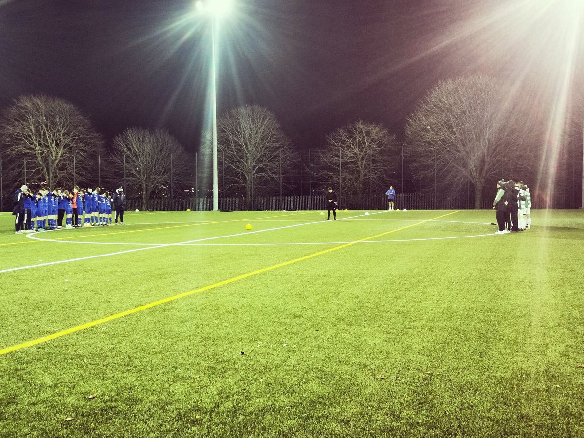 Both celtic boys and newhill 07s held an impeccable minutes silence in memory of young Stella-Lily McCorkindale. Well done to both clubs 👏