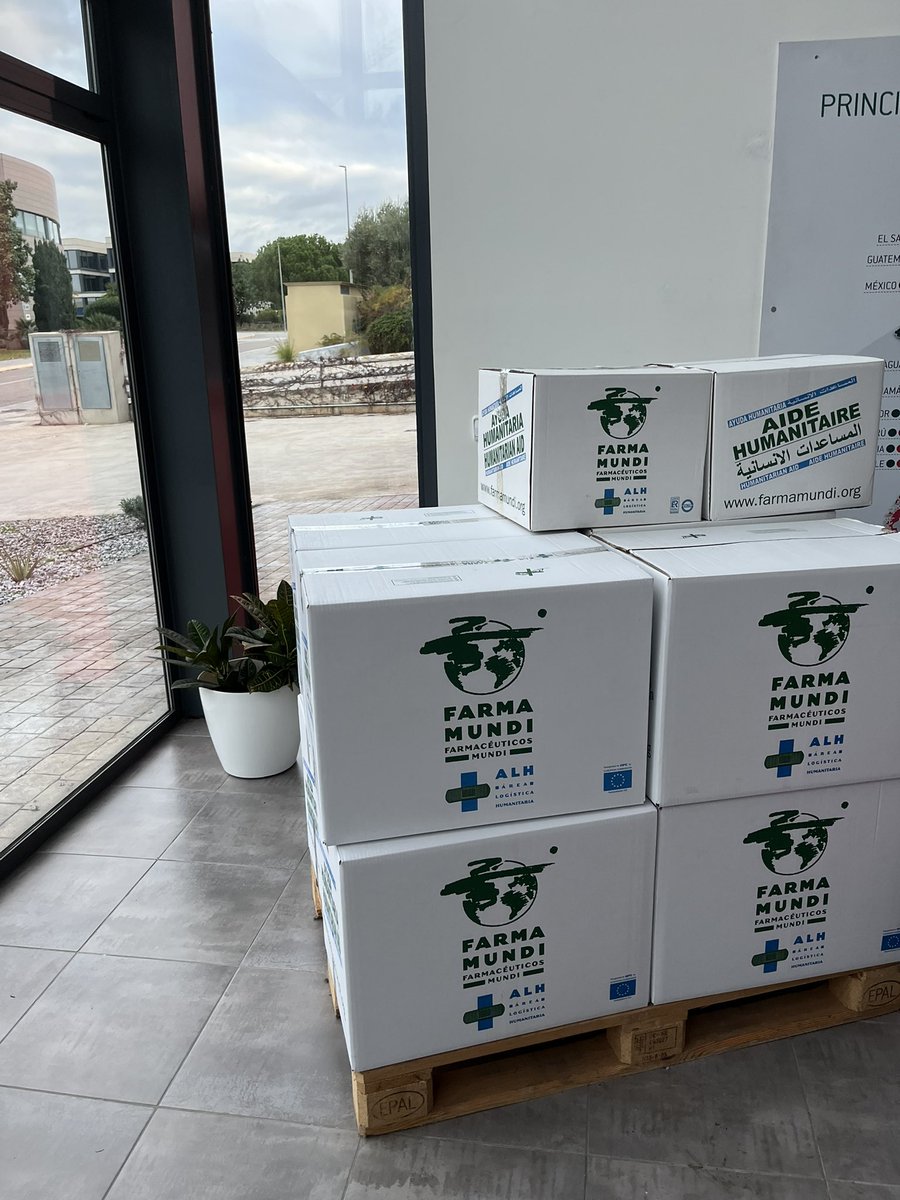NievesMijimolle's tweet photo. Segunda día de trabajo @farmamundi Repaso del 2022, un año marcado sin duda por Ucrania #Ucrania https://t.co/xuoAtfcsOc