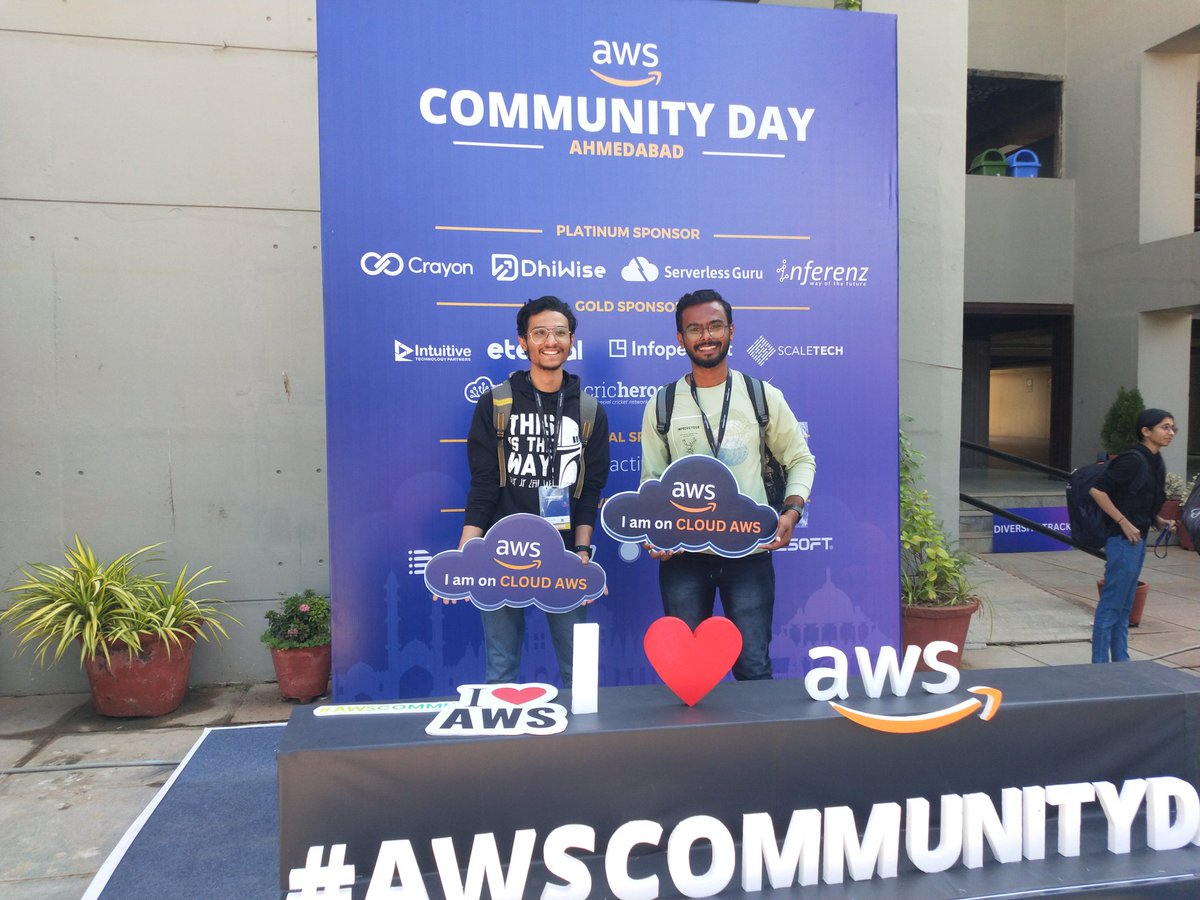 SmitSakariya's tweet photo. #AWSCommunityDay https://t.co/xMPmP0jaeZ