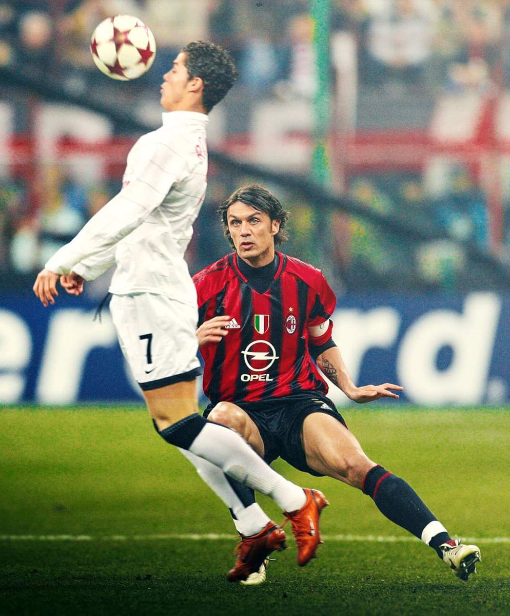 La longévité de la carrière de footballeur Paolo Maldini. 😮