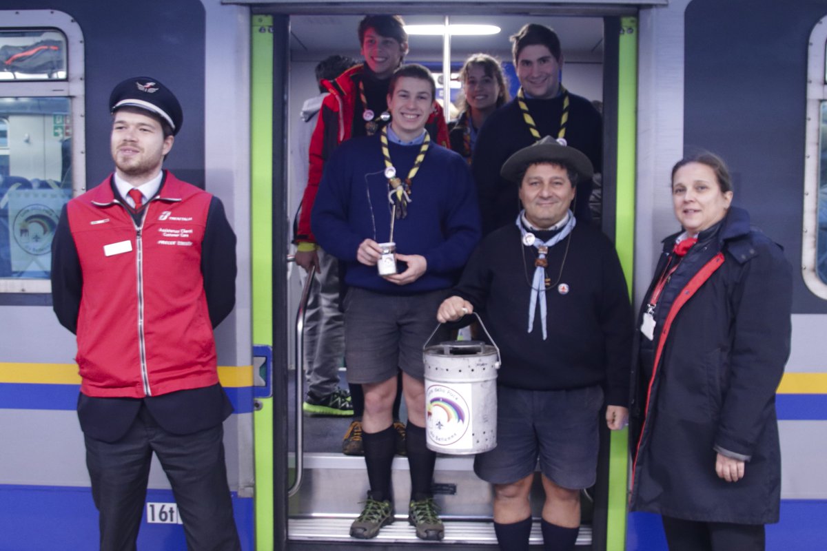 L'ultima staffetta è partita da Trieste alla volta di Ventimiglia. Buon viaggio Luce: porta la Pace nei cuori.
Un ringraziamento a quanti in
<a href="/fsitaliane/">Ferrovie dello Stato Italiane</a> stanno lavorando per la realizzazione di #lucedellapace <a href="/fsnews_it/">FS News</a>