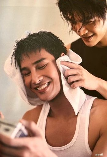 Teddykp15's tweet image. แลกฟอลกันค่ะเราสายสุขนิยม ไม่ม่าเน้นรีปั่นเทรนหน้าจอ ตามหน้างานบ้างถ้าไม่ติดงาน ไม่หยุมหัวใคร ซับพอตเมนด้วยความรักฟอลแอคนี้แจกความสุขของคนรักกันค่ะ ^^ ฟอลมาฟอลกลับนะคะ 
#มายอาโป
#1000FollowersformileApo