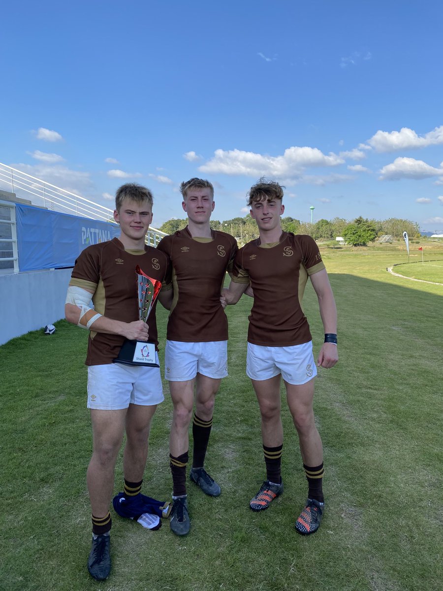 What amazing memories these boys will have. Prep school to senior. Final game for their schools 1st XV. Congratulations boys. Very proud of you ⁦<a href="/Cressbrook_Sed/">Boarding</a>⁩ ⁦<a href="/TheBrownSSFC/">Sedbergh School FC</a>⁩ ⁦<a href="/Sed_Sedgwick/">Sedgwick House</a>⁩ ⁦@NextGenXV⁩