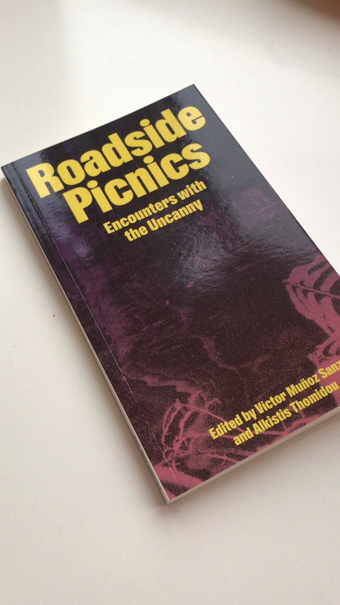 Día perfecto para empezar con el libro “Roadside Picnics: Encounters with the Uncanny” publicado por <a href="/dpr_barcelona/">dpr-barcelona</a> Gracias @ethel_baraona