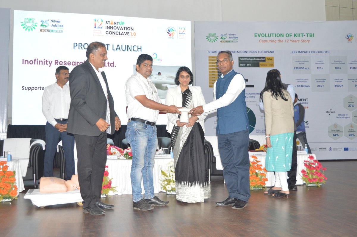 KIIT_TBI's tweet photo. Glimpses from Product Launch Event of @IndiaDST at Startup Innovation Conclave 1.0 by @srivaric , @anitadst16 , @MrutyunjaySuar , @gautamrwpl , @shesheer and Dr. Premnath Venugopalan, Head-Venture Centre, Pune on 10th Dec'22 https://t.co/fzZL385Yzm