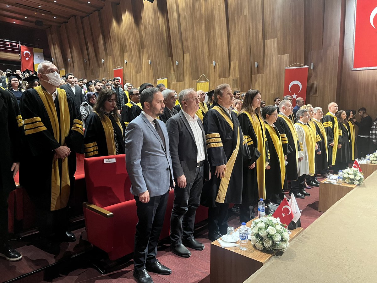 2021-2022 Lisansüstü Akademik Yılı Mezuniyet Töreni Başladı!