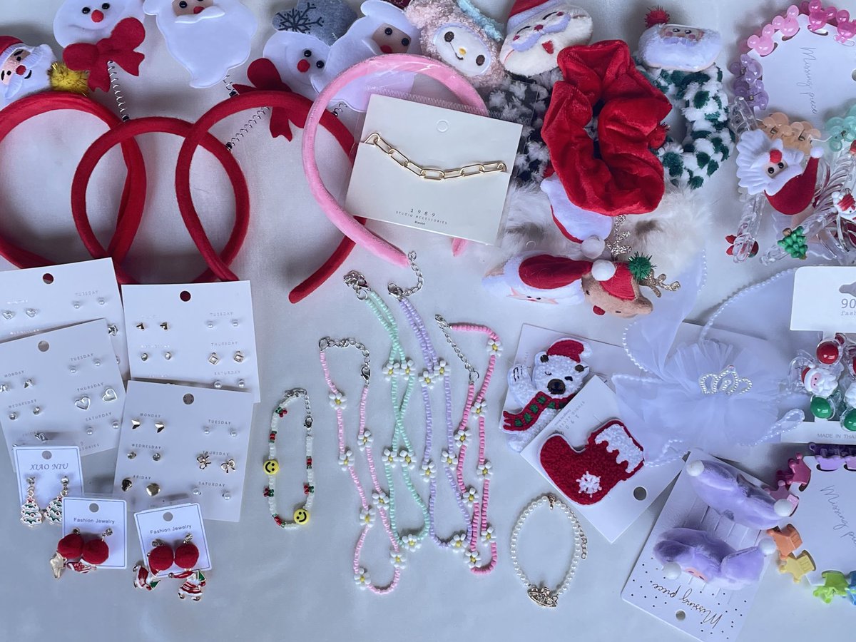 hiherrrrr's tweet image. ❗️อัพเดทชิ้นว่างคับบ❗️เครื่องประดับน่ารักๆ มือ1ทั้งหมด เริ่มต้น 25฿
- สร้อย ต่างหู ที่คาดผม กิ้บ ข้อมือ
 𓏔🌷 รีทวิตนี้ลด 5.-
🧺ส่งเอกชน 35.- 

#ส่งต่อเสื้อผ้ามือสอง #ส่งต่อ #ส่งต่อเสื้อผ้ามือ2 #เสื้อผ้าเกาหลี #เครื่องประดับ #สร้อยข้อมือ  #ส่งต่อเสื้อผ้าเกาหลี