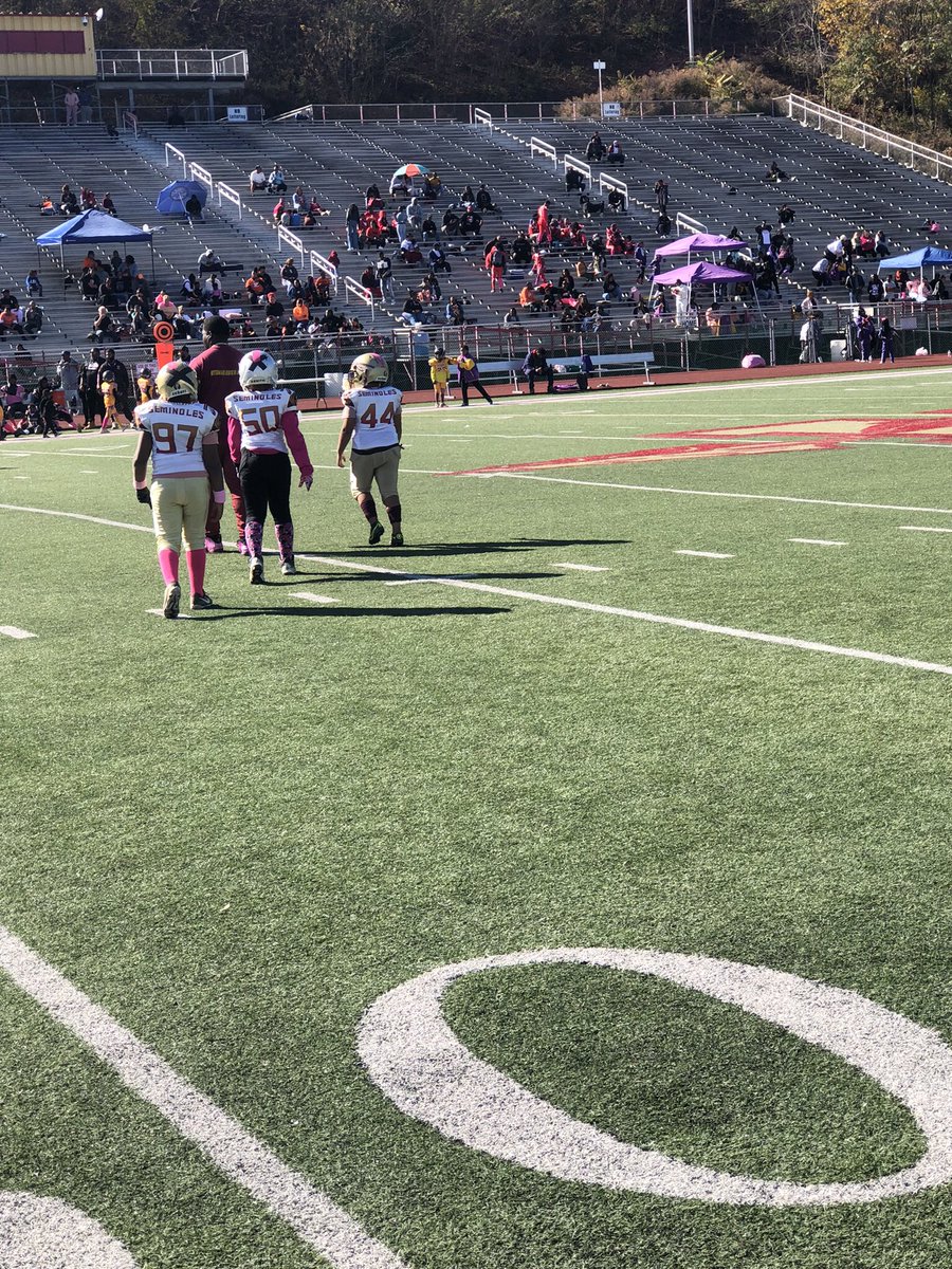 CoachRoar7's tweet photo. I’m cutting off the pipeline at 2nd grade #IYKYK #classof33 #teamRoar https://t.co/bIQ1lWPbP1