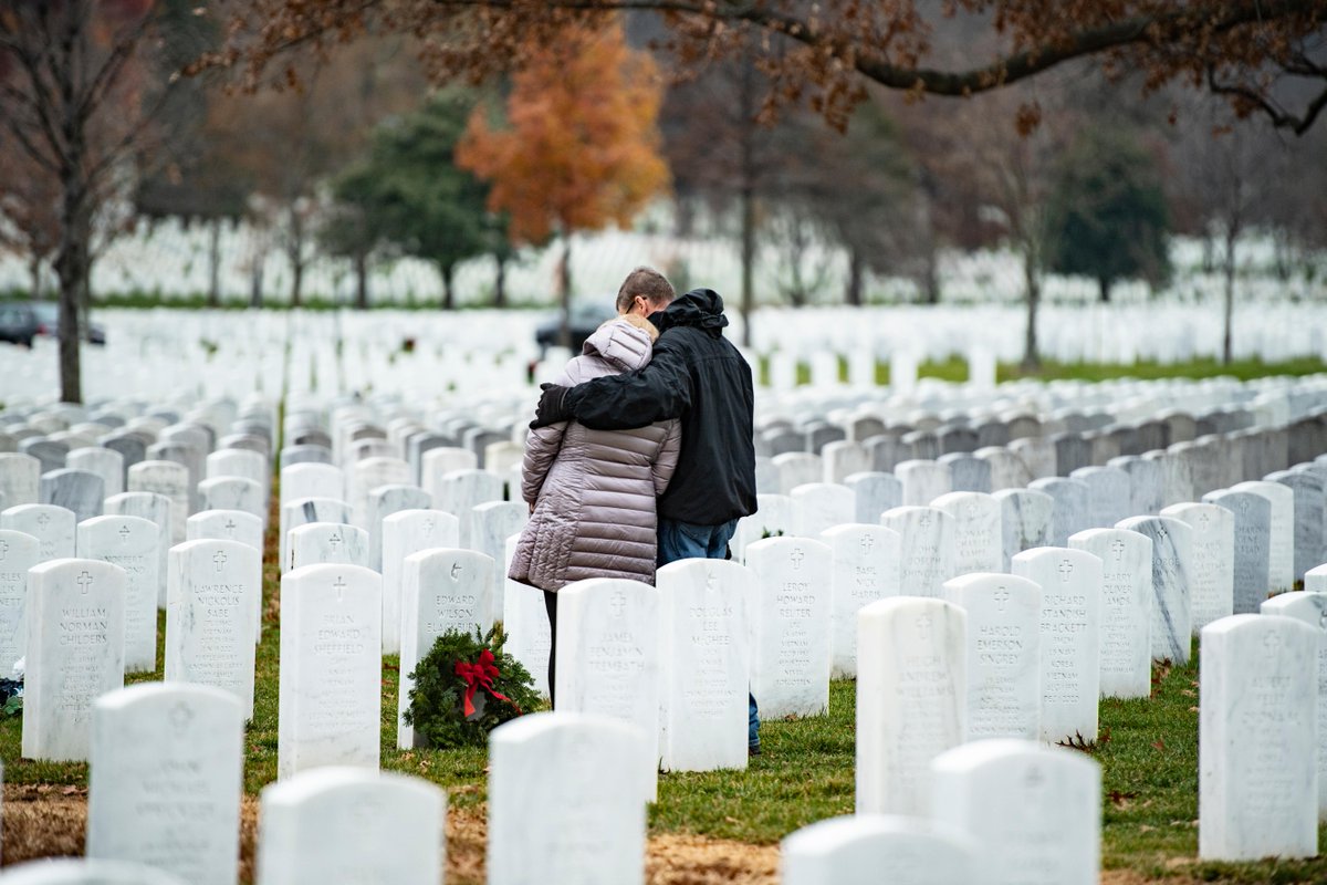 DeptofWar's tweet photo. Today is National Wreaths Across America Day. Across the nation, at sea and abroad, Americans from all walks of life will honor our fallen service members by laying wreaths at more than 3,400 locations.  
Through you, their memory lives on. 
#WreathsAcrossAmerica https://t.co/uA35hPmg41