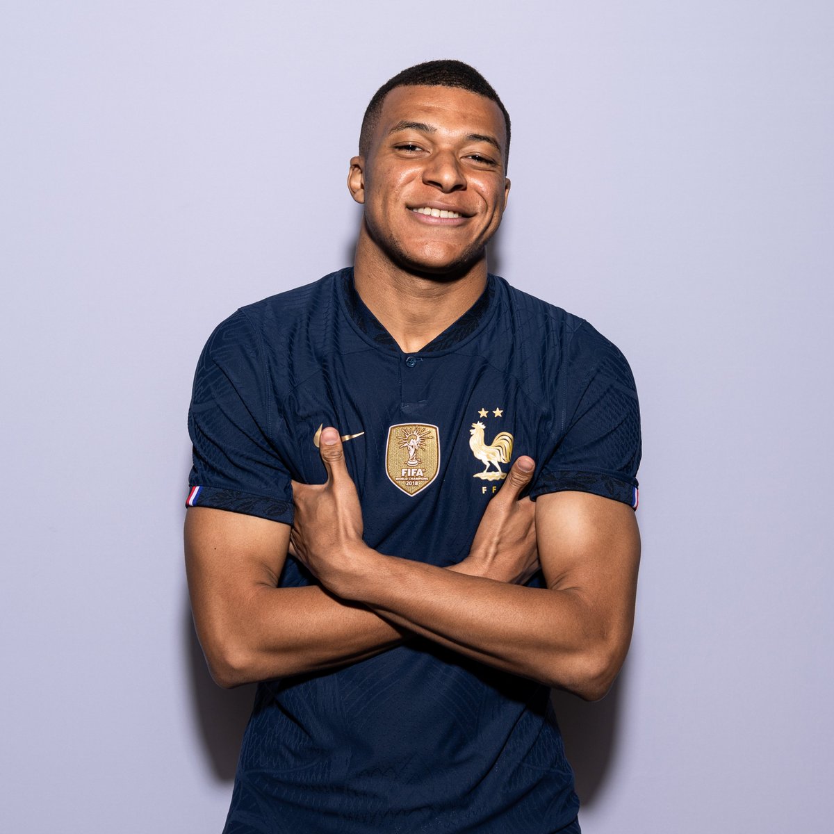 fifaworldcup_es's tweet photo. Faltan 10 horas.

#ARG vs #FRA https://t.co/Ea7hYuaROE