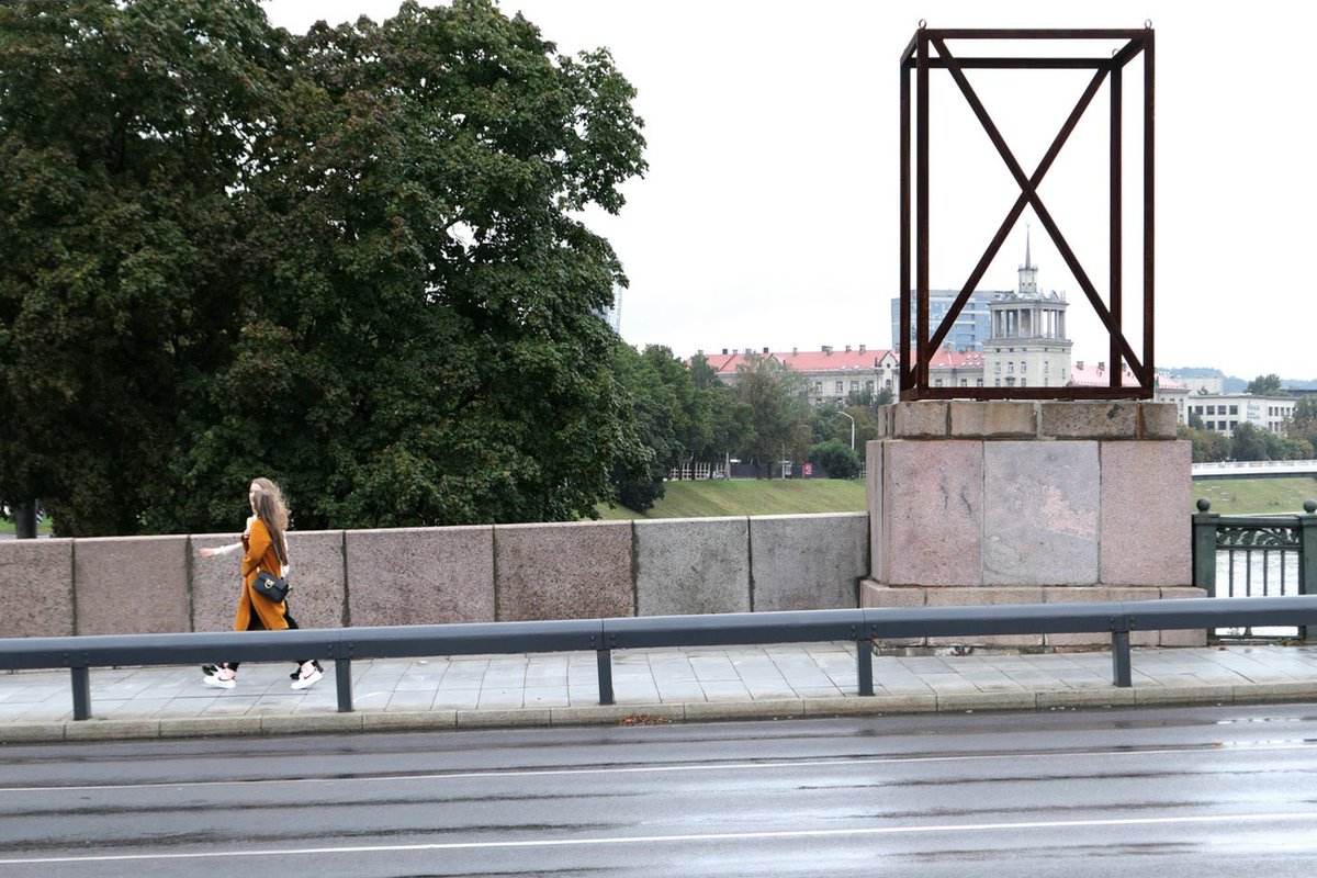 AlgirdasStasiu2's tweet image. Is one quation then British MP remove Karl Marx monument from London cemeteries?…Baltic States removed own liberators monuments and remove and in others cities. The Baltic States cleans up Kacap Trash.
#Comment #ExeterEngland