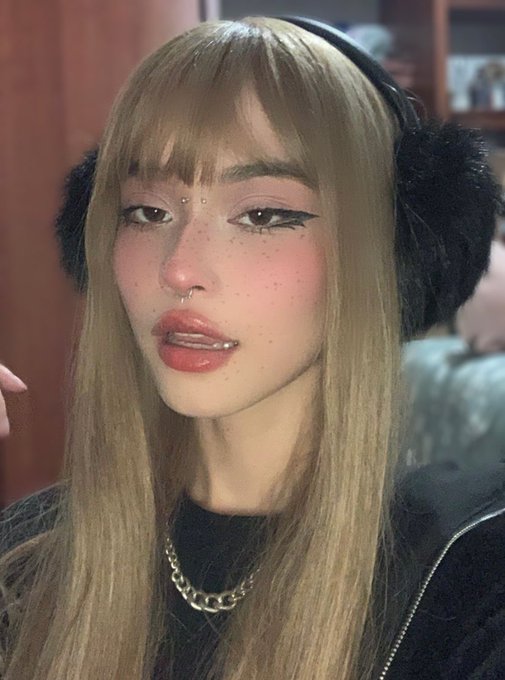 first of all, good morning https://t.co/Xa6dIN0QOR