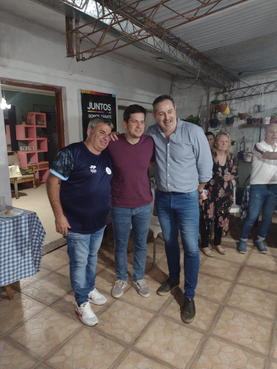 UnirZarateOk's tweet photo. Más "Unidos" que nunca, firme junto a @MarceloMatzkin trabajando rumbo al 10 de diciembre de 2023. 🥂 
#Juntos @DanielfVico @VSemeria @IgnacioCRamirez @cristianritondo @MatiRanzini #Zarate #Juntos @juani_novelli @Nachooli https://t.co/gTJBeNlxqJ