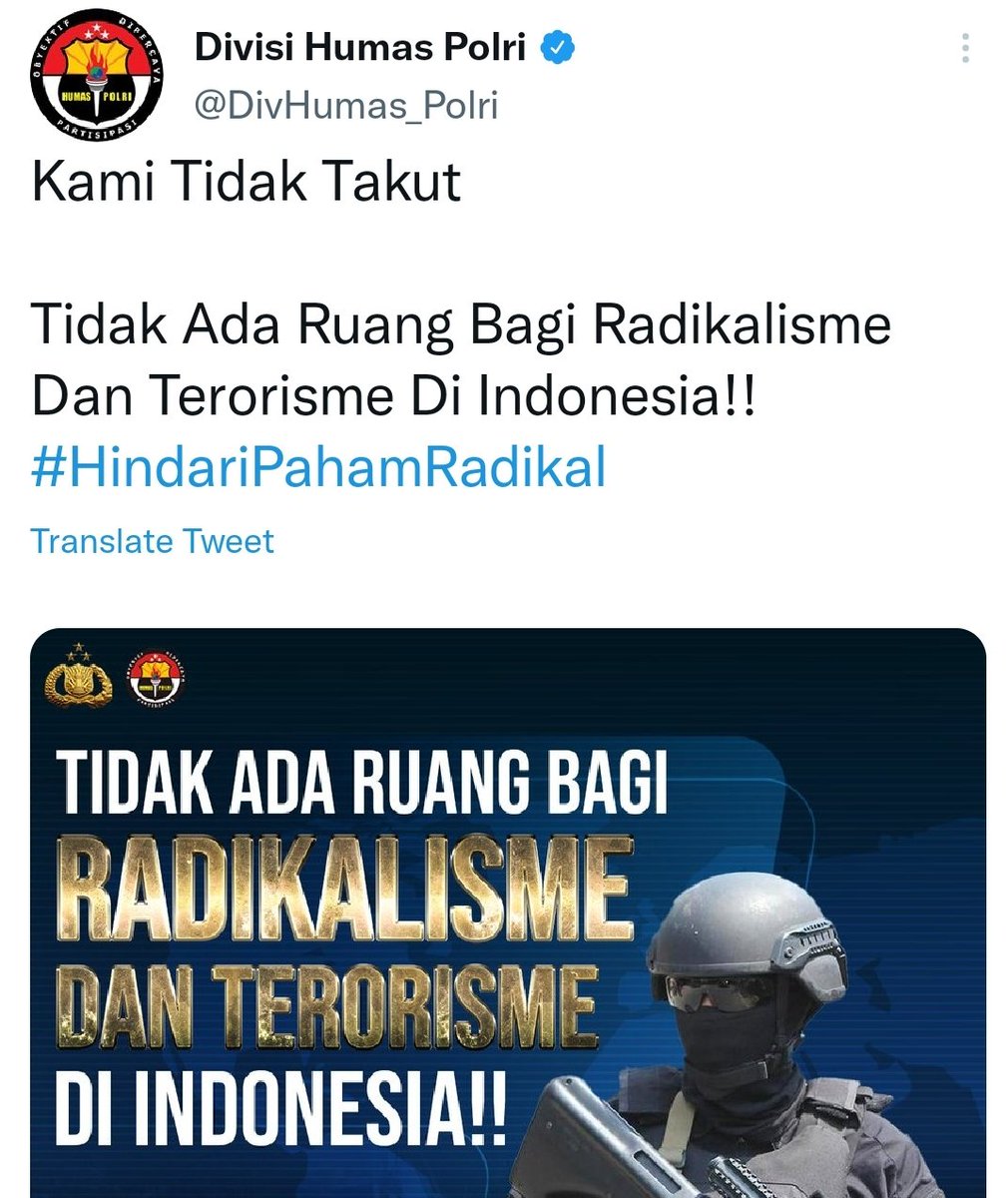 hipohan's tweet photo. Kami tidak takut, kami cuma mundur 😴 https://t.co/9OU8a8g1ly