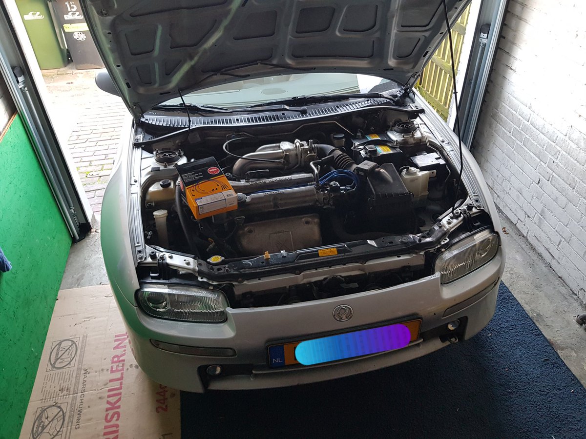 JartBanssen's tweet photo. Problem solved! 🥳 #Mazda #323F #Mazda #323F https://t.co/mwzQw1kQHe