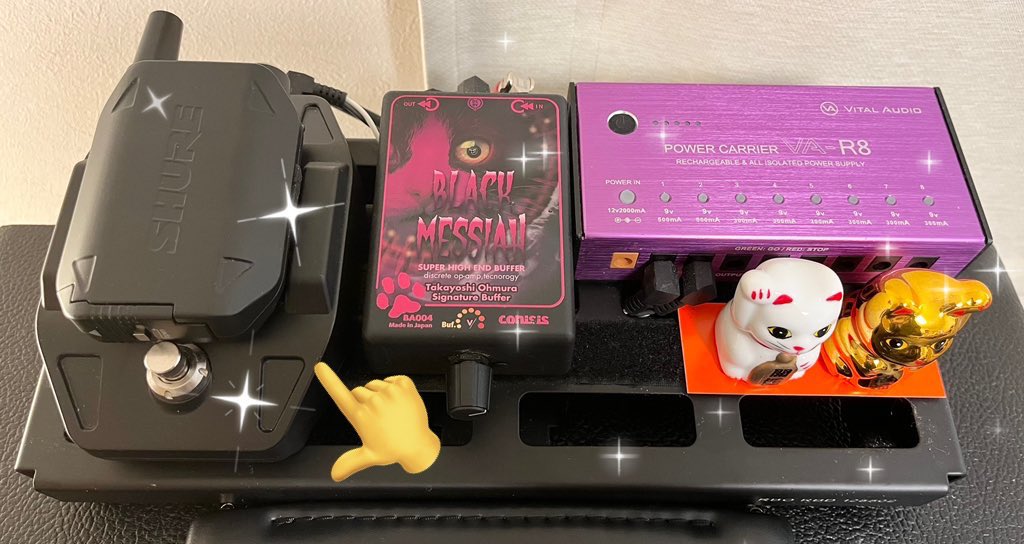 teabreak_'s tweet photo. #今年買った機材2022
#SHURE さんの #GLXD16 🥳
ワイヤレス最高✨🎸
#大村孝佳
#ミニボード
#CONISIS #BlackMessiah
#VitalAudio #VAr8
#AusterlitZ Live #C4
#大村バンド #HALATION https://t.co/UFoqbt0AQL