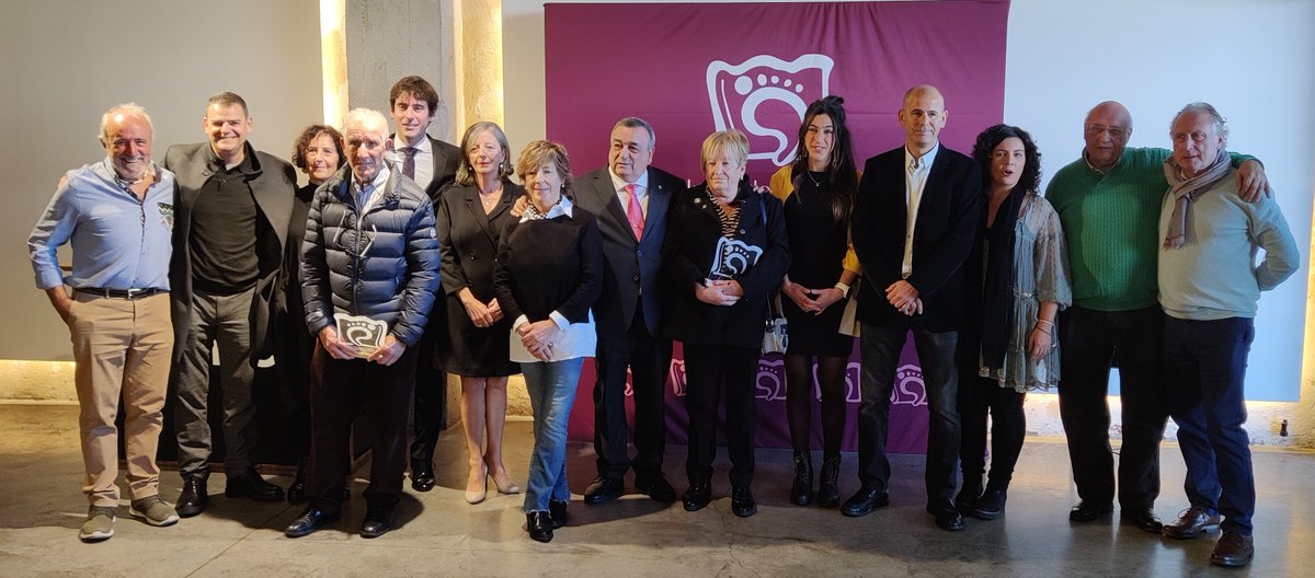Colegio de Podólogos tweet media