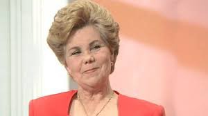 Rita_Maestre's tweet photo. Ana Orantes fue la primera mujer que tuvo la valentía de denunciar en la televisión que sufría malos tratos. Trece días después, el 17 de diciembre de 1997, su exmarido la quemó viva. Seguimos luchando por ella, por todas las que faltan y para que no haya #NiUnaMenos https://t.co/5aVODWtkA4