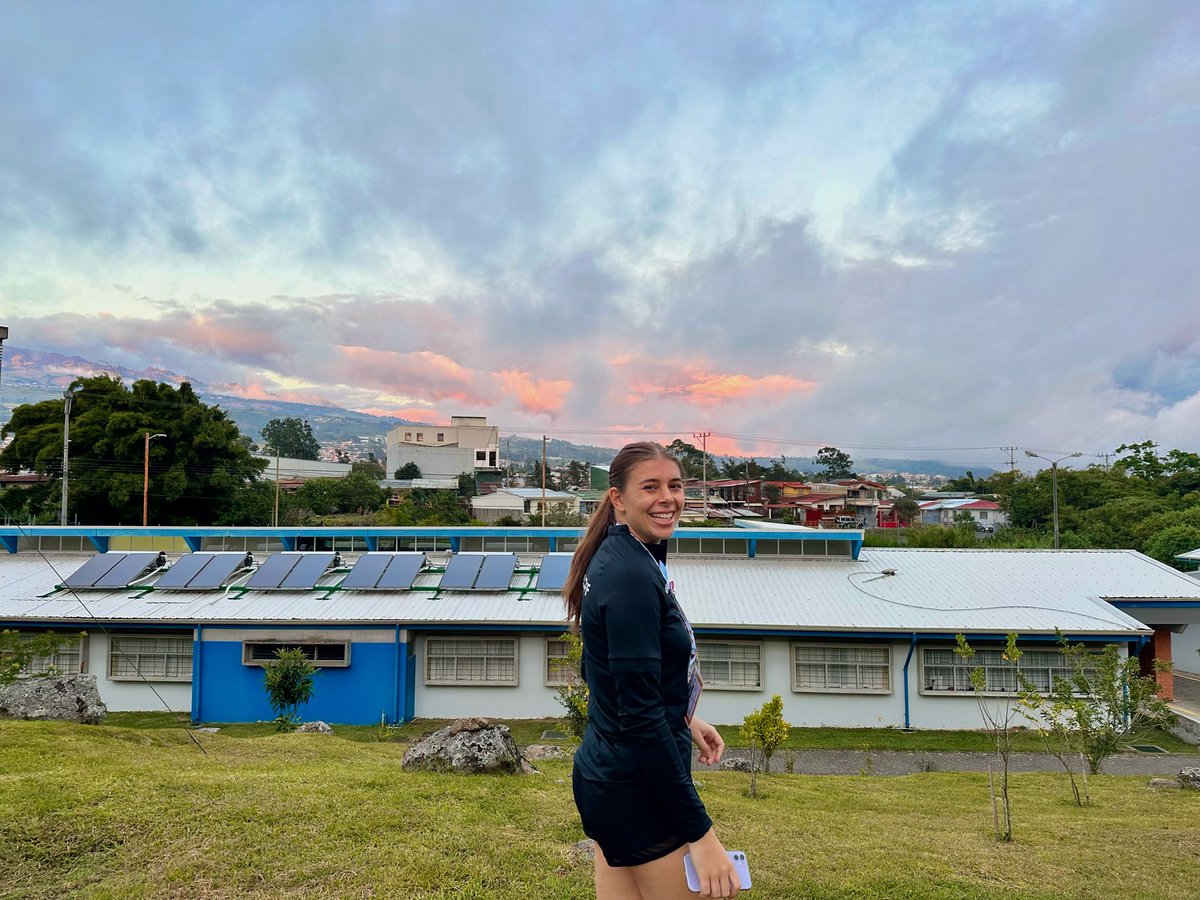 emilyroxbeecox's tweet photo. FISU Forum 2022 🇨🇷💙- Cartago, Costa Rica https://t.co/d8HbM3bVp0