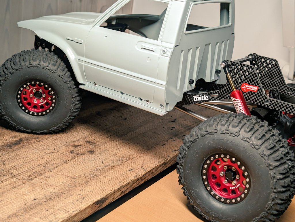 取り下げ前価格)クローラーラジコン(1/8) クラインバー ブランドの古着