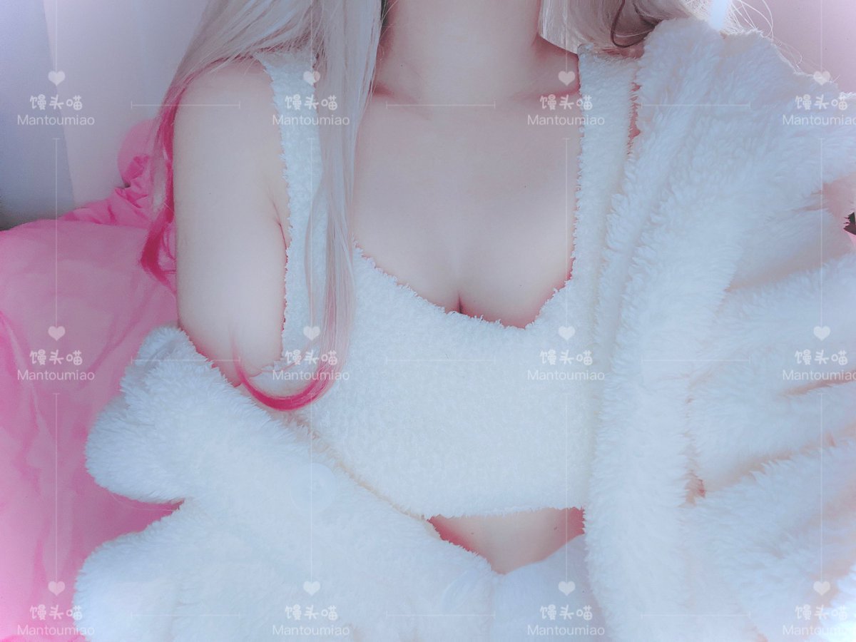 向左滑动，一键脱衣 https://t.co/IQAYcrbgZz