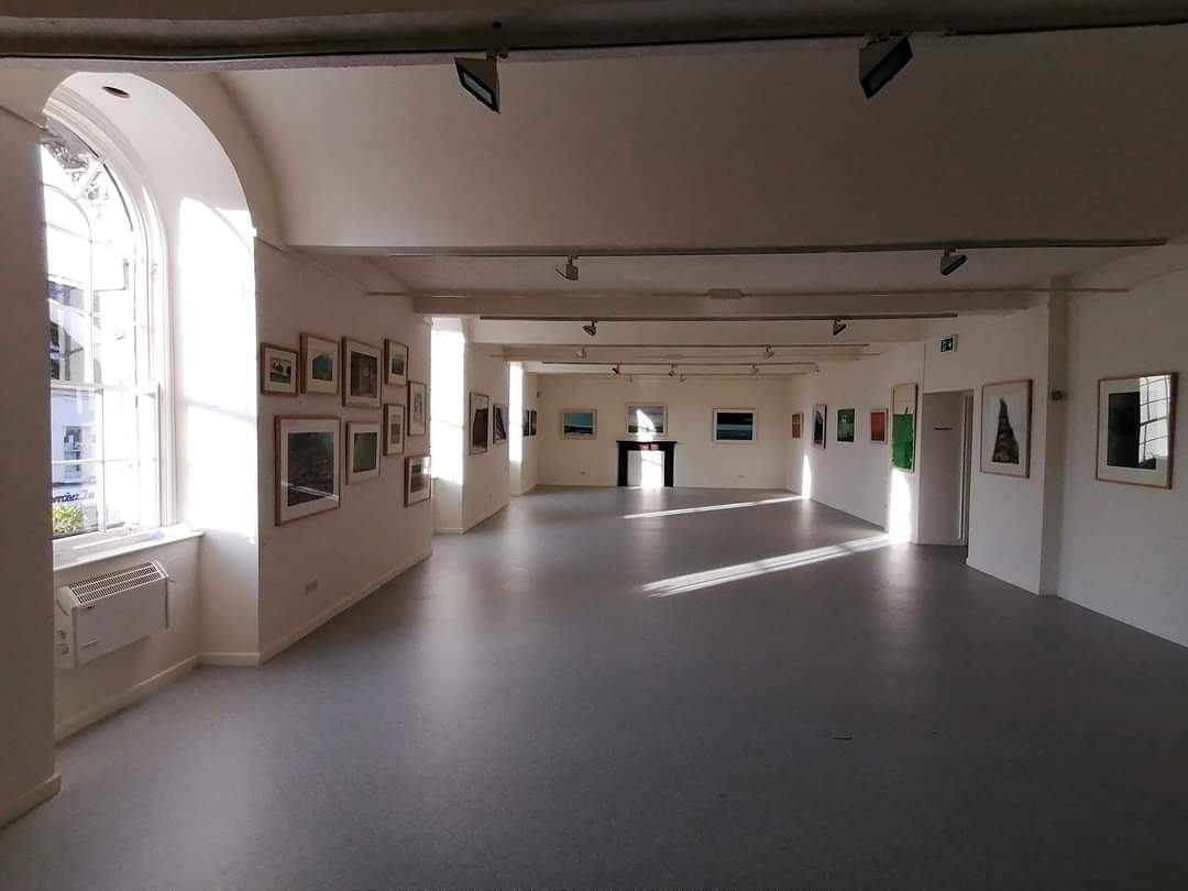 ❄️ANNOUNCEMENT:❄️
The Linenhall Arts Center and Coffee Shop will be closed today (Sat 17 Dec)  due to adverse weather conditions. Stay safe on the roads today!

Tickets and gift vouchers can be purchased online 24/4 👉 thelinenhall.com