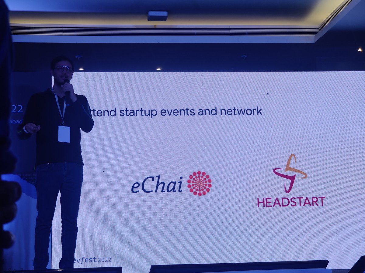 mjrulesamrat's tweet photo. Samyak. Spreading experience as engineering entrepreneur #DevFestAhm https://t.co/VAVAPOT5H7