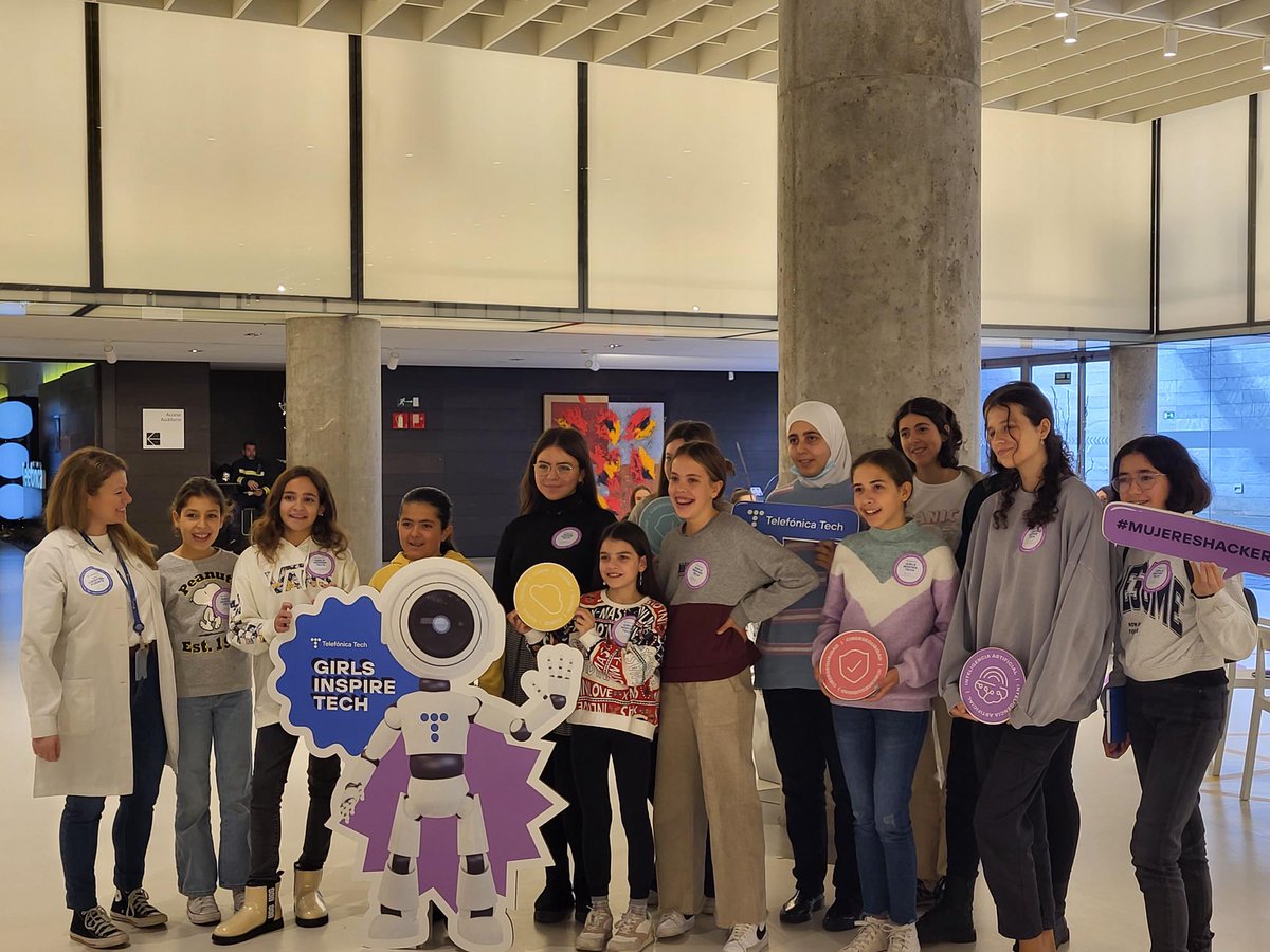 TelefonicaTech's tweet photo. Comienzas las pruebas... ¡la cuenta atrás corre! #GirlsInspireTech https://t.co/gnfcIJfkRt