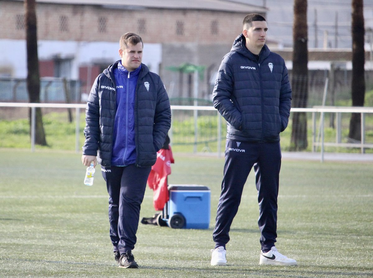 Cantera_CCF's tweet photo. ✅ Última sesión del #CórdobaB antes de medirse mañana al @SalermPG 

#TerceraRFEF #CanteraCCF #SalermCCFB https://t.co/G3FUyboXa1
