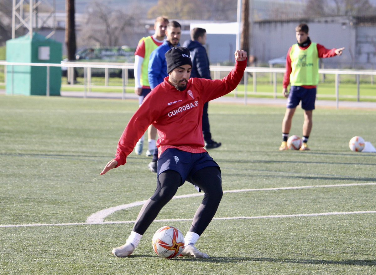 Cantera_CCF's tweet photo. ✅ Última sesión del #CórdobaB antes de medirse mañana al @SalermPG 

#TerceraRFEF #CanteraCCF #SalermCCFB https://t.co/G3FUyboXa1