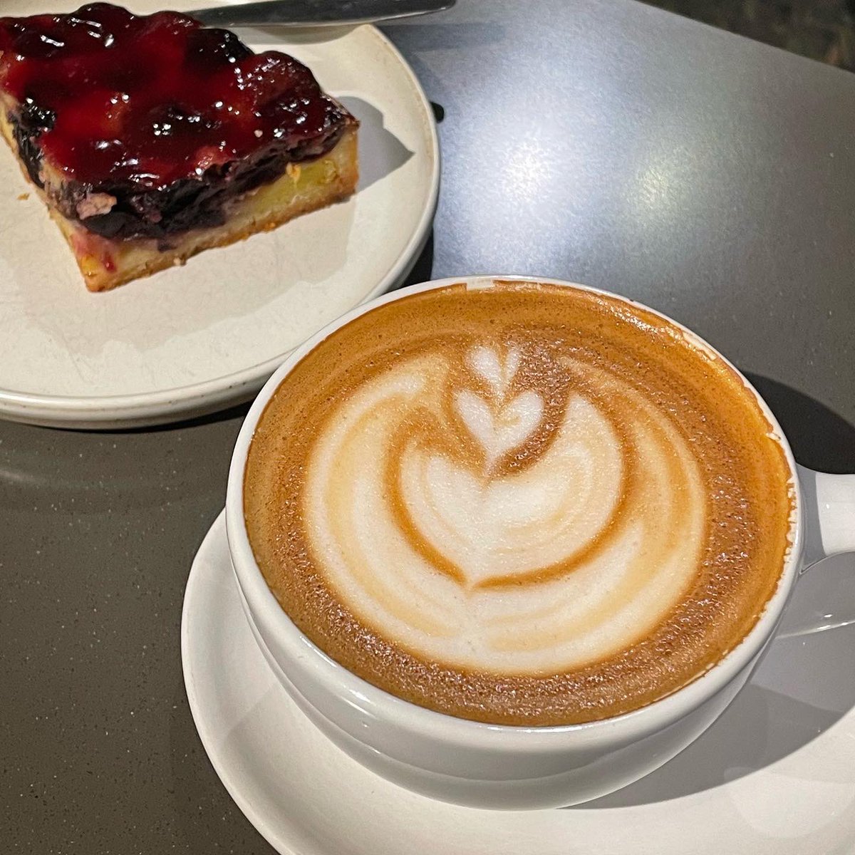 김결국. tweet media