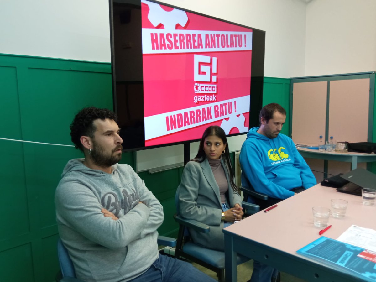 Segunda mesa de conflictos.

➡️ Endika, pastelerias de Bizkaia, miembro del comite de empresa de Arrese.

➡️ Mayuri <a href="/VoloteaEnLucha/">Volotea en Lucha/Borrokan</a> 

➡️ <a href="/LuisMouliaa/">Luis Mouliaa 🔻</a> metal Araba y Bizkaia

Un lujo poder contar con estos ejemplos de lucha sindical. Milesker!