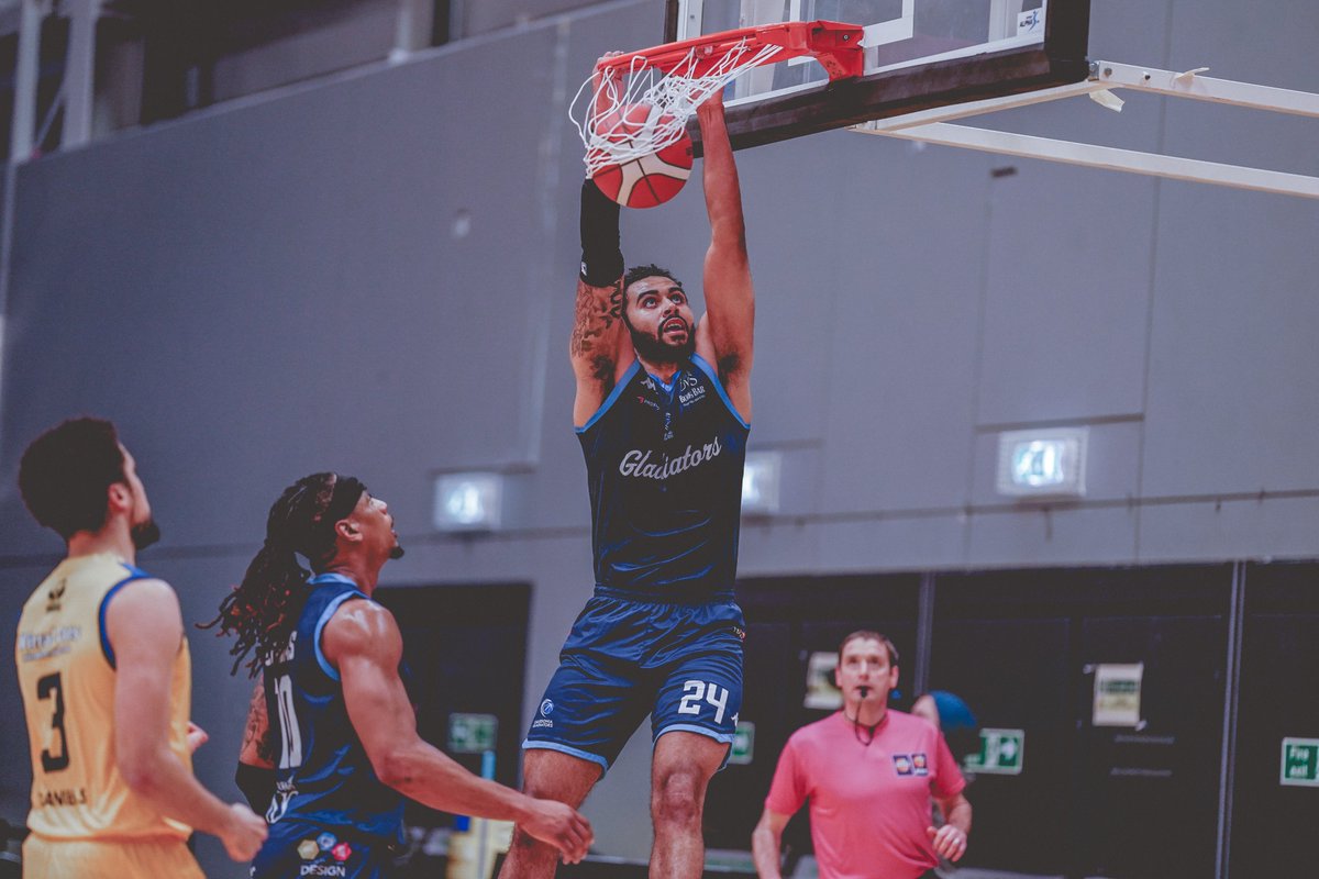 📷 <a href="/Cal_Gladiators/">Caledonia Gladiators</a> and <a href="/CheshireNix/">Cheshire Phoenix</a> put on a show ⤵️⤵️ 

instagram.com/p/CmRAiu5MJrx/ <a href="/iamjburns_1/">Jordan Burns</a> #BritishBasketball