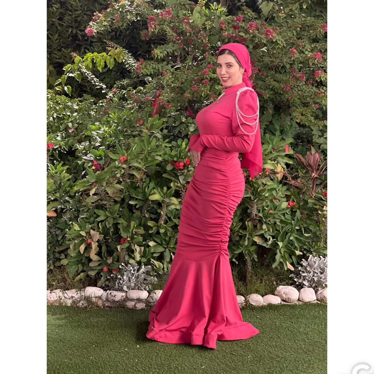 DINAShindy5's tweet photo. الاستاذه المحاميه دينا شندي تتمنا لكم  سنه سعيده عليكم💕 https://t.co/oSiZdV1mVr