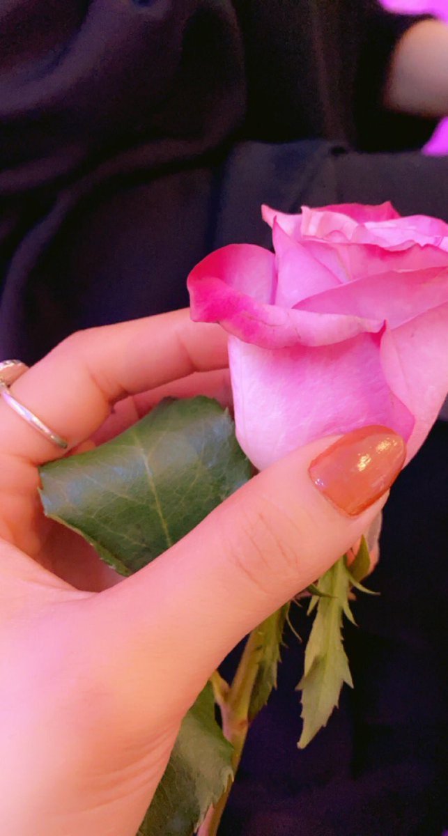 A19hm2's tweet photo. @vvhhii22 تدوم الضحكه https://t.co/5WTctycgJi