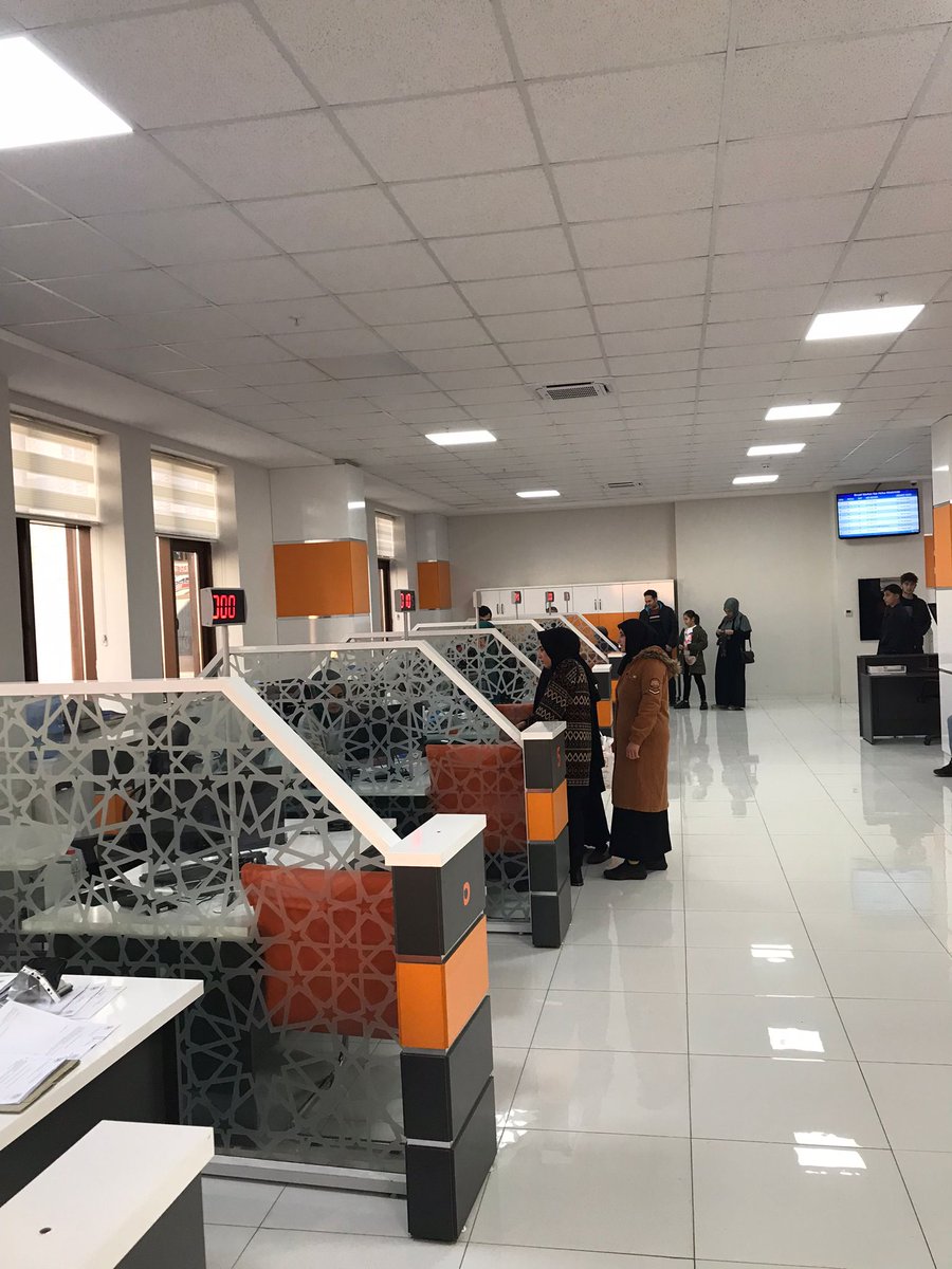 bingolnufus's tweet photo. Vatandaşlarımızın artan taleplerini karşılamak ��zere haftasonu da hizmet vermeye devam ediyoruz.
#HayatınızınHerAnında 
@TCNufus @bingolvaliligi @sefikaygol @ubeyddoner https://t.co/3PMgJvCdw3