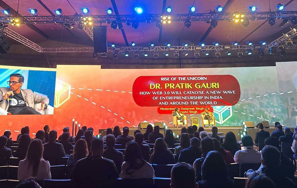 What an insightful conversation on how #Web3 will catalyse a new wave of #Entrepreneurship in India and around the world 🌎

with the Co-founder and CEO of one of the world's fastest growing unicorns - <a href="/pratikgauri/">Pratik Gauri</a>, 5ireChain 🦄
 
So proud to be a part of the 5IR! ☘

#RiseWithEO