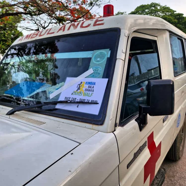 daktarimtalii's tweet photo. Today I had an opportunity to volunteer together with colleagues from @urbancareclinic , Malou, Pendo, Pascale, the Red Cross Zanzibar Team to offer First Aid at #KimbiaBilaShaka #RunWithoutFear Program.
#EvidenceBased #Tanzania #DaktariMtalii #MedicalClinic #Zanzibar #Marathon https://t.co/OcaqSS5UsF