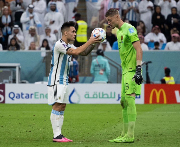 Sr_wardak's tweet photo. @Encu5Futbol https://t.co/k5gpyAWPL9
