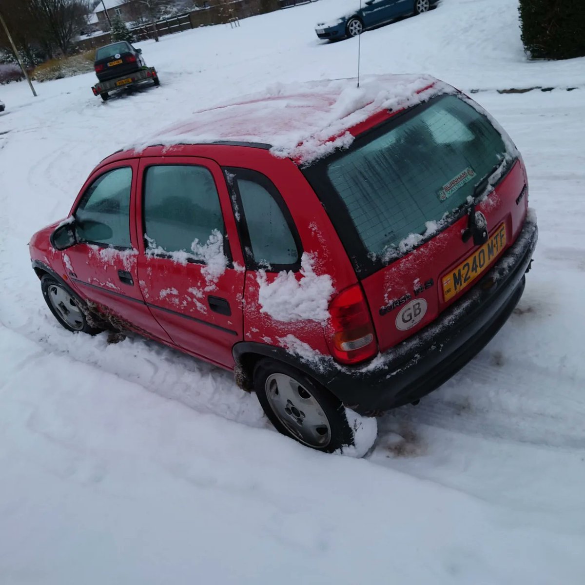 This Corsa GLS 1.4Si has really opened up since I put a couple of thousand miles on it, running on super unleaded with the octane plug set to 98. The C14SE is a gem of an engine. It's also now got a full set of snow tyres so it's been first choice last couple of days