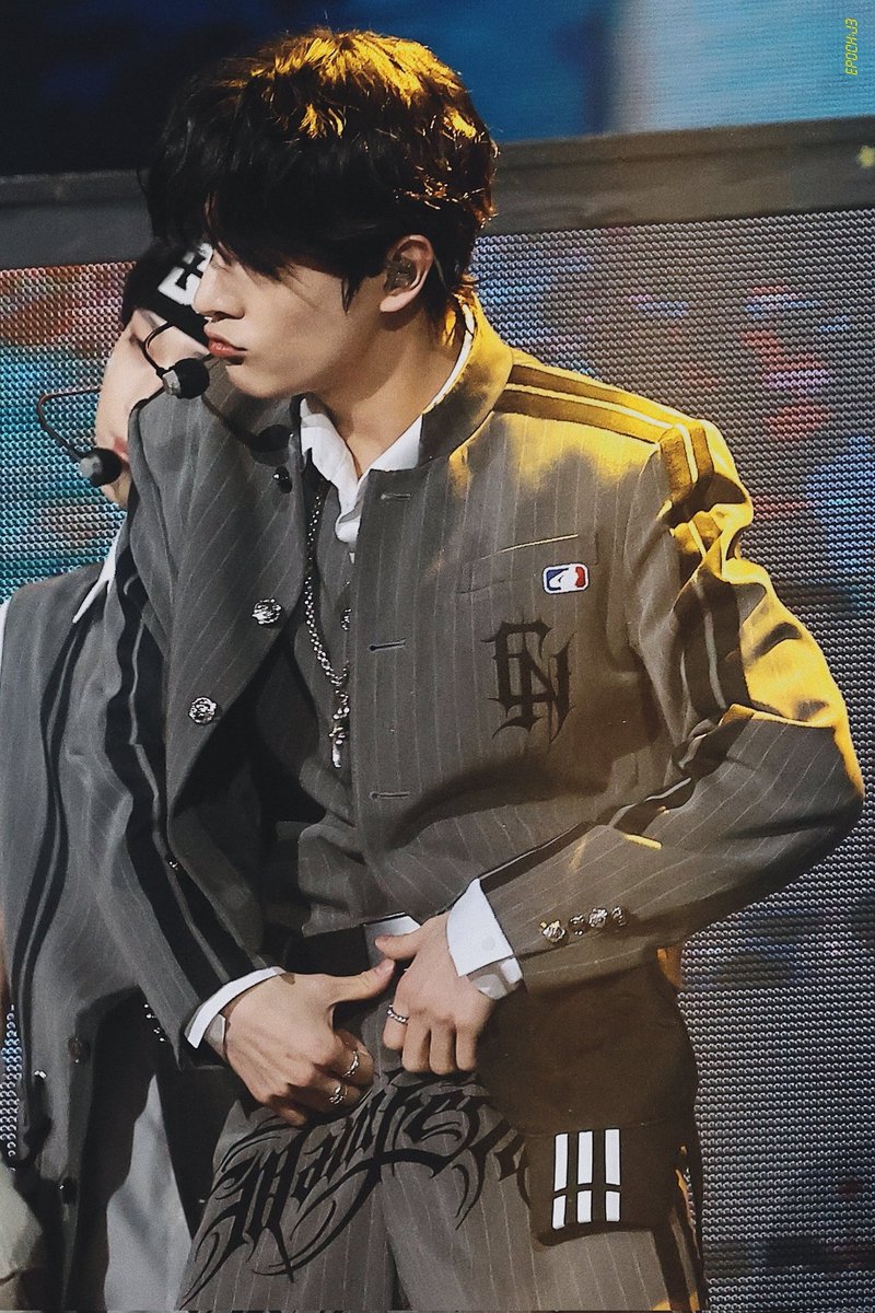jaeyundoII's tweet photo. THE POUT, THE HIPS, OH JAKE IS EVERYTHING https://t.co/zPGVsFt8WR