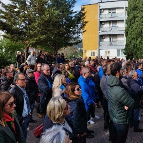 cgilpollino's tweet photo. #manifestazione #dirittoallasalute #castrovillari https://t.co/fDwmvlVbXI