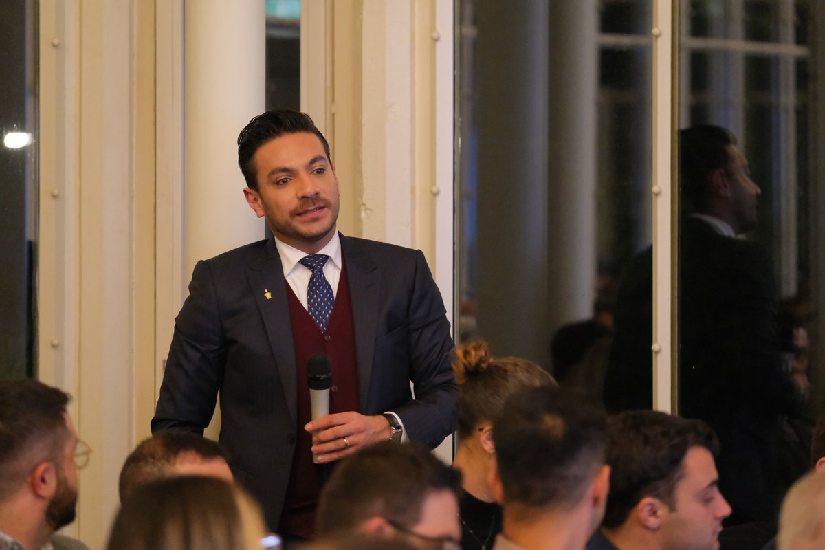 Leverage on a fine-tuned education to develop your career during fast-paced transformations. Francesco Magini, VP Disney+ DTC Italia, The Walt Disney Company, met our #MBA students community at #VillaBlanc for an exclusive networking talk.