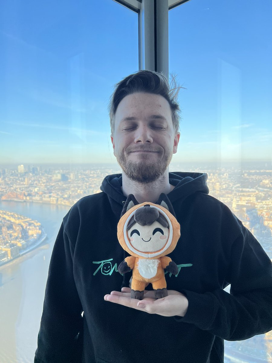 Seapeekay's tweet photo. RT + follow @youtooz for a chance to win me in plush form! winners are announced on the drop day Dec 20th! https://t.co/UMiPYaXtgU