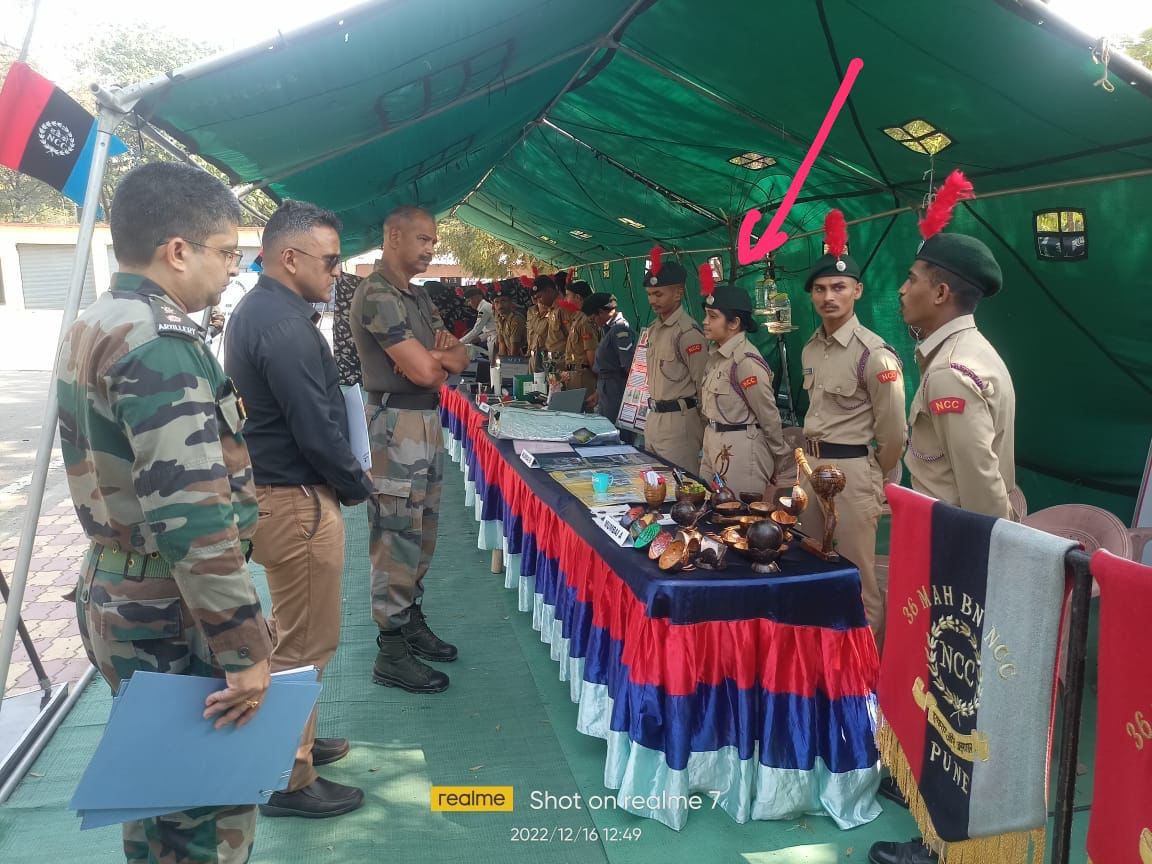 MaharashtraCol's tweet photo. #MaharashtraCollege #nccgirls unit ROCKING
Cadet #ShrutiBora presented her recycled product from sea shore waste at State Level, IGC Pune and it got selected for Republic Day Pared Camp 26th Jan 2023 at National Level.
Proud Moment for the unit and college. https://t.co/PYL58R4wiD
