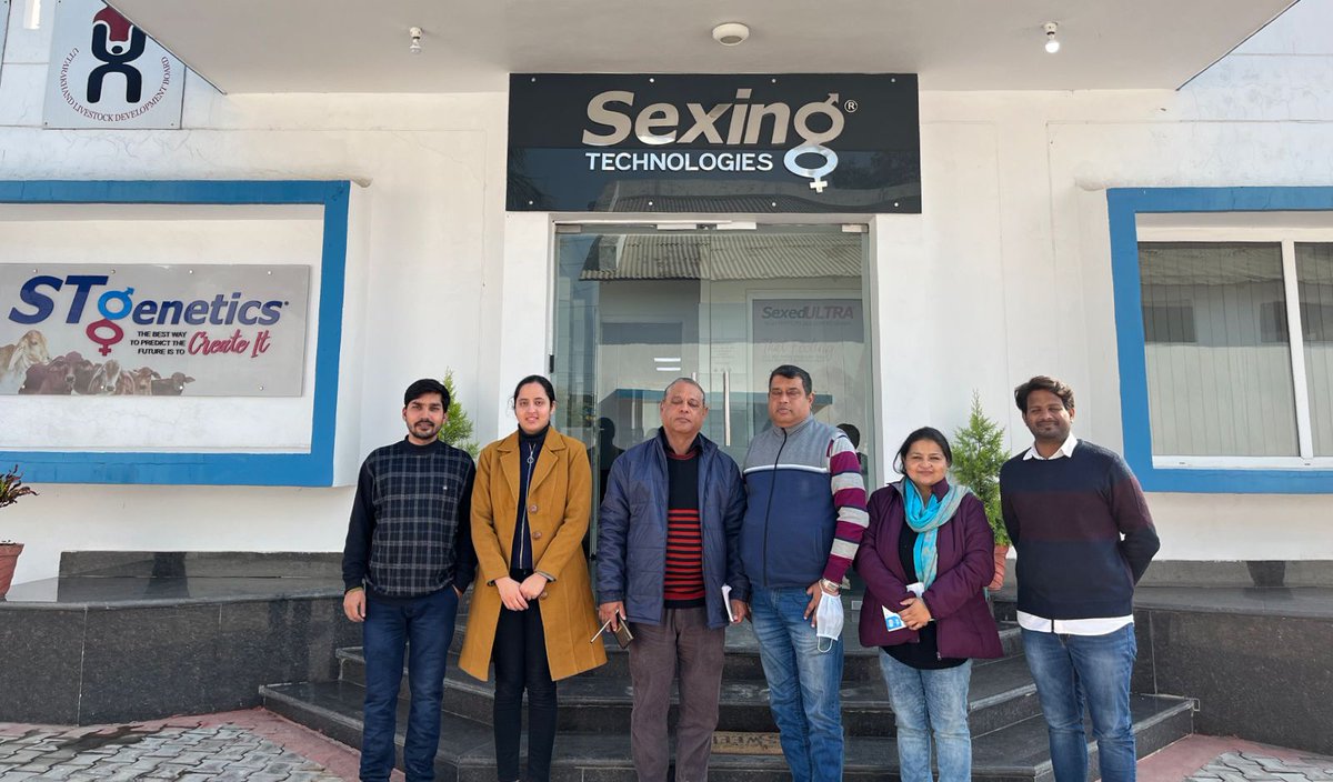 im_rakeshnegi's tweet photo. Visit to the sex sorted frozen Semen laboratory of ULDB. ULDB setting milestones in bovine and bubaline genetics in the country https://t.co/O0UShNs1rd