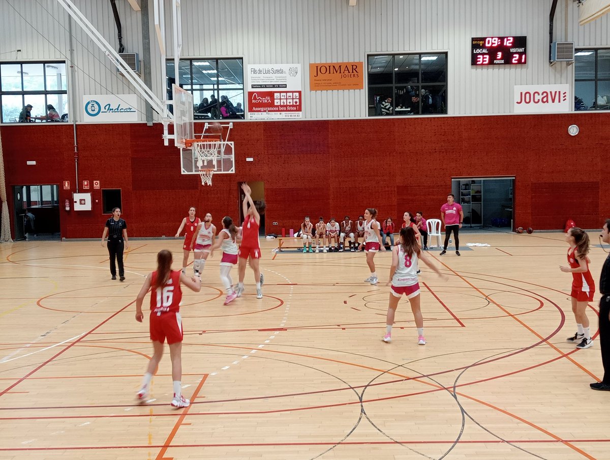 GirUnins's tweet photo. El @BGironaBase infantil preferent guanya 66-55 al Manresa i jugarà la fase Preferent A amb els 8 millors equips de Catalunya.

Enhorabona 💪👏 https://t.co/xNm6lB1EJV