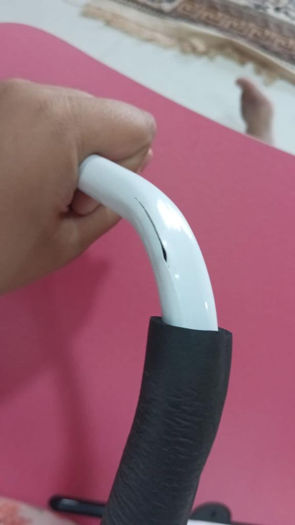 ziddiSheiku's tweet photo. Pathetic service and damaged products are being sold on Amazon these days.
Think twice before choosing @amazon 
@amazonIN @AmazonHelp https://t.co/wc3jX6rlL1