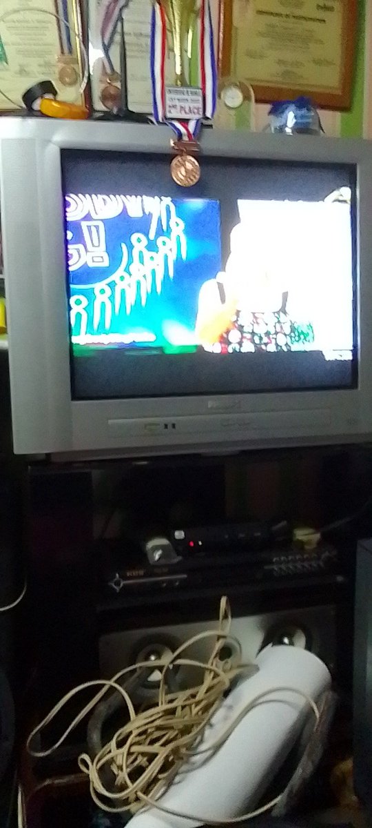 SonejaLiezel's tweet photo. VICE SING GANDA
#Everybody sing ganda
A. https://t.co/v26b25OrIl