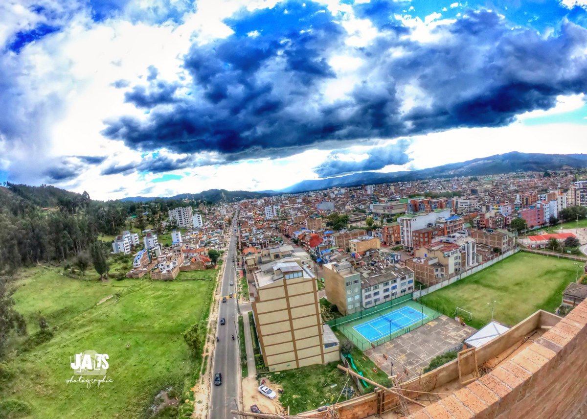 javi_1016's tweet photo. La ciudad del sol y del acero #Sogamoso ๐ #GoPro #GoProCol ๐จ๐ด #photographie ๐ท๐ธ #JAES ๐ https://t.co/1hfEH1QXpP